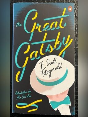 Penguin Books The Great Gatsby by F. Scott Fitzgerald